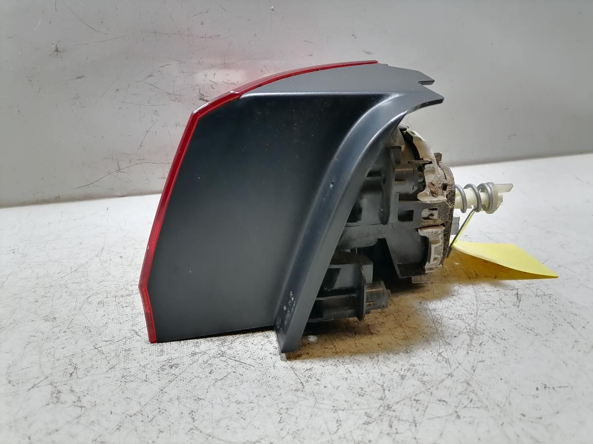 VW Golf 7 original R&uuml;cklicht R&uuml;ckleuchte Schlussleuchte links au&szlig;en Kombi Bj.2016